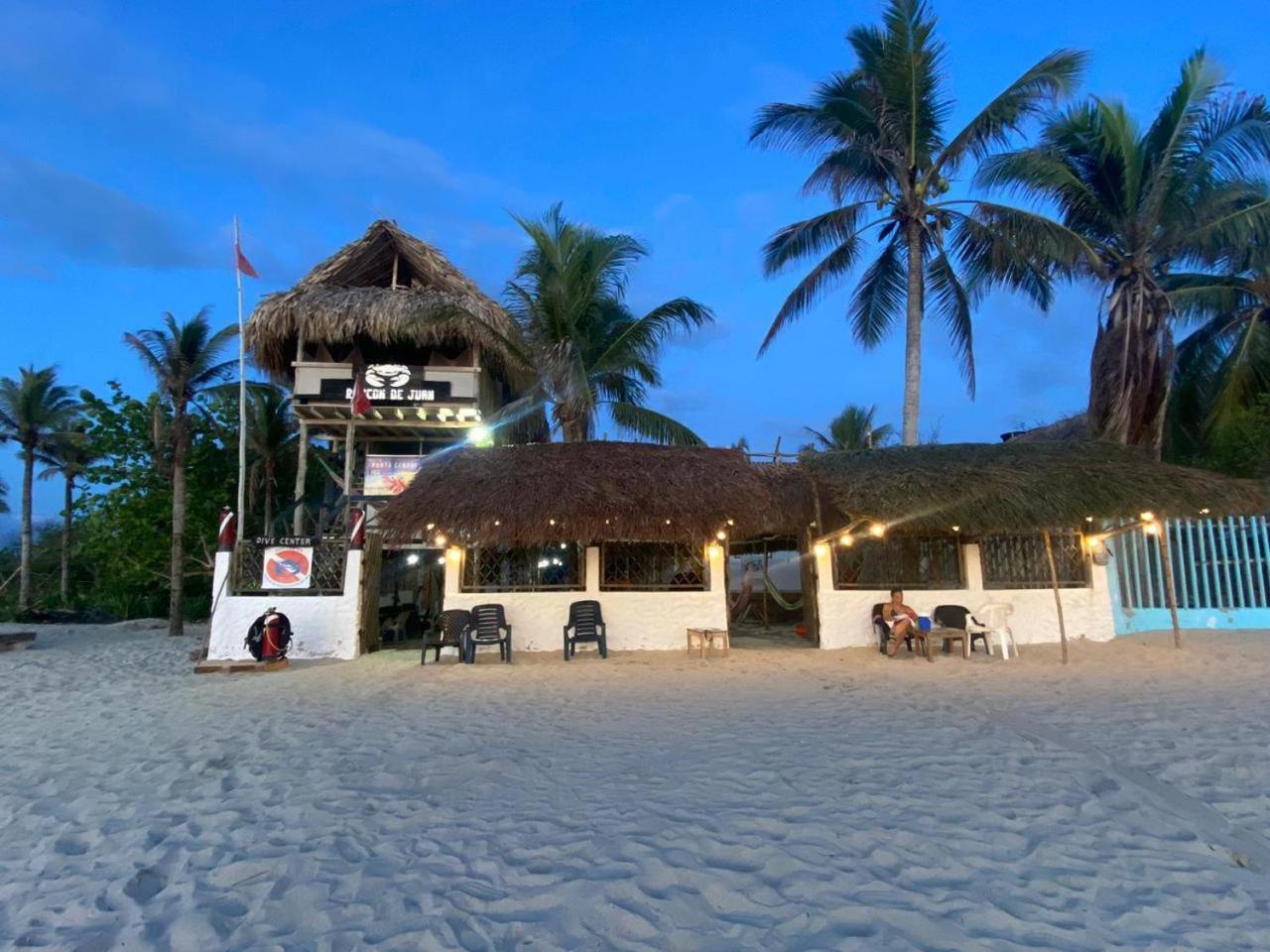 Hostal Punta Cangrejo San Onofre 外观 照片